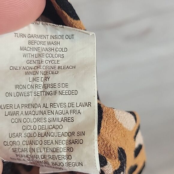 Lot of 2- Rewind Tops Both Size XS one NWT - Picture 6 of 11